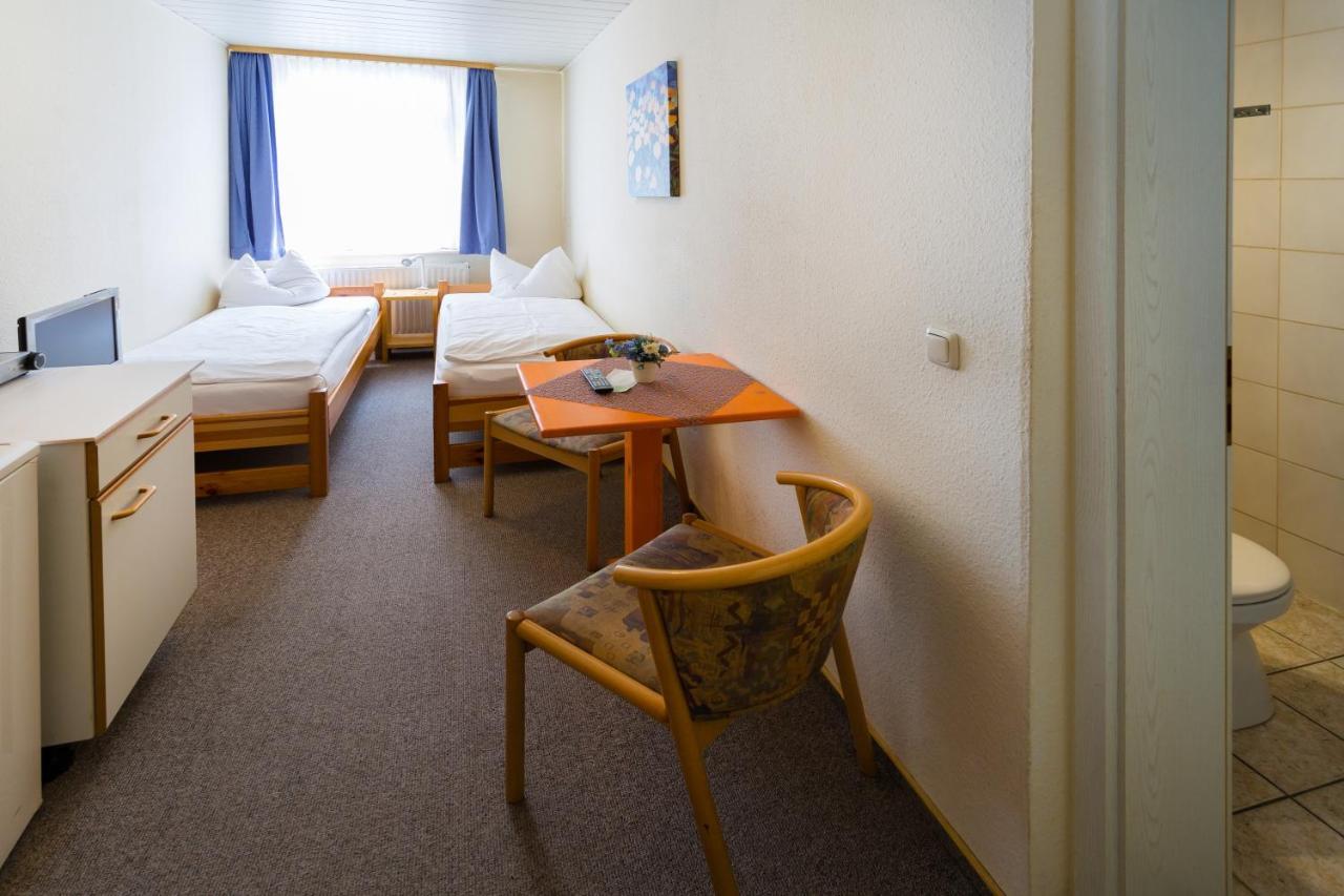 Pension & Ferienwohnungen Toepferstueb'L Saalfeld Saale Экстерьер фото